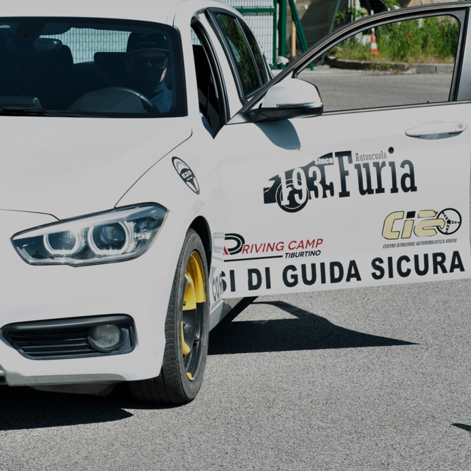 Acquista il corso di Guida Sicura